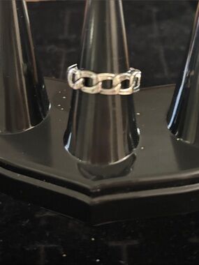 Sterling Silver Link Chain Ring - Silver Tone Size 6.5 NWOT